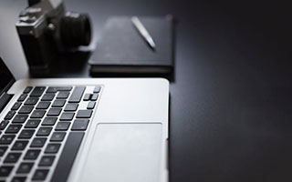 九游体育官网入口-角逐冠军的队伍鼓舞球迷，激烈角逐冠军