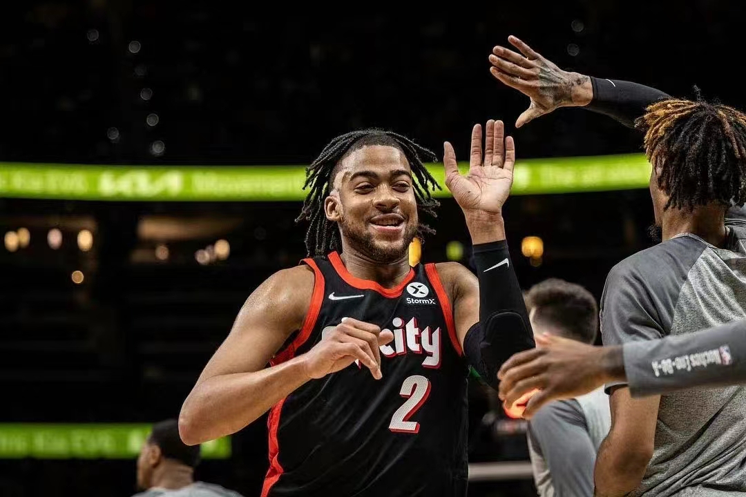 关于沃特福德虽败犹荣,主帅力挺球员表现的信息 关于沃特福德虽败犹荣,主帅力挺球员表现的信息