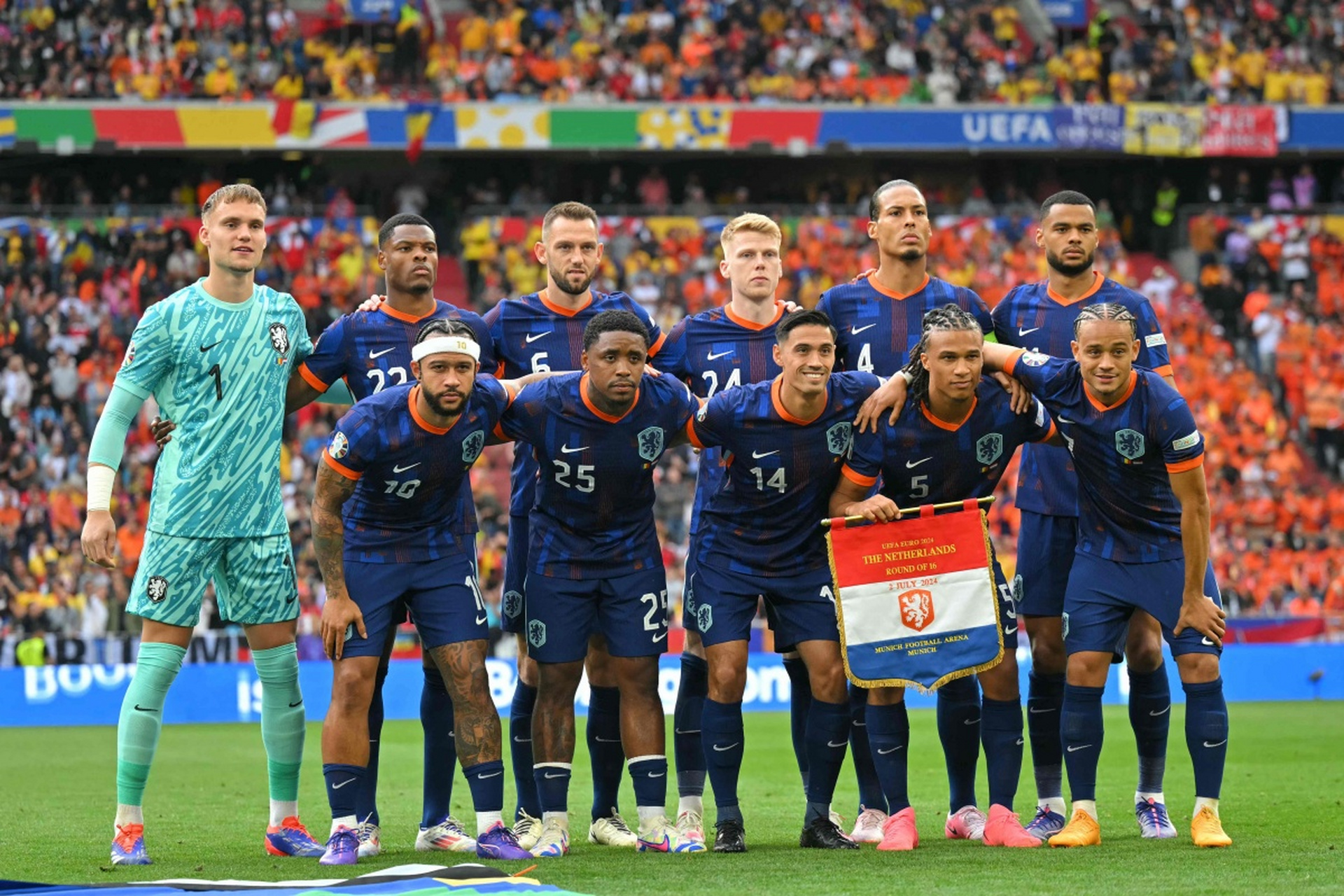 欧洲杯预选赛争夺白热化，球场豪强较量的简单介绍