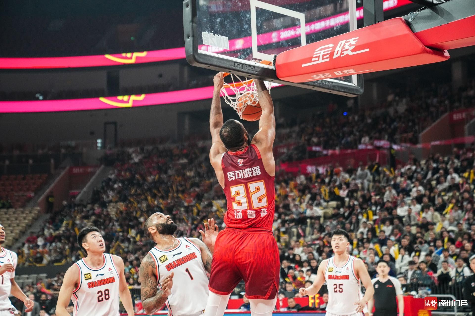 九游体育登录-深圳队迎来湖南男篮挑战，激烈角逐即将展开的简单介绍
