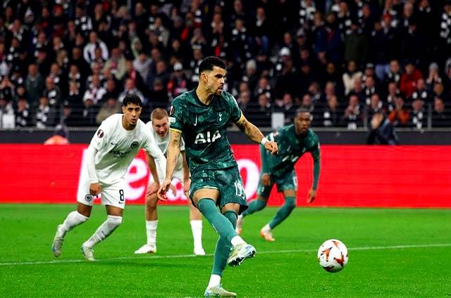 九游体育中国官网-里昂主场逆转普瓦莱斯，继续追逐前四的简单介绍