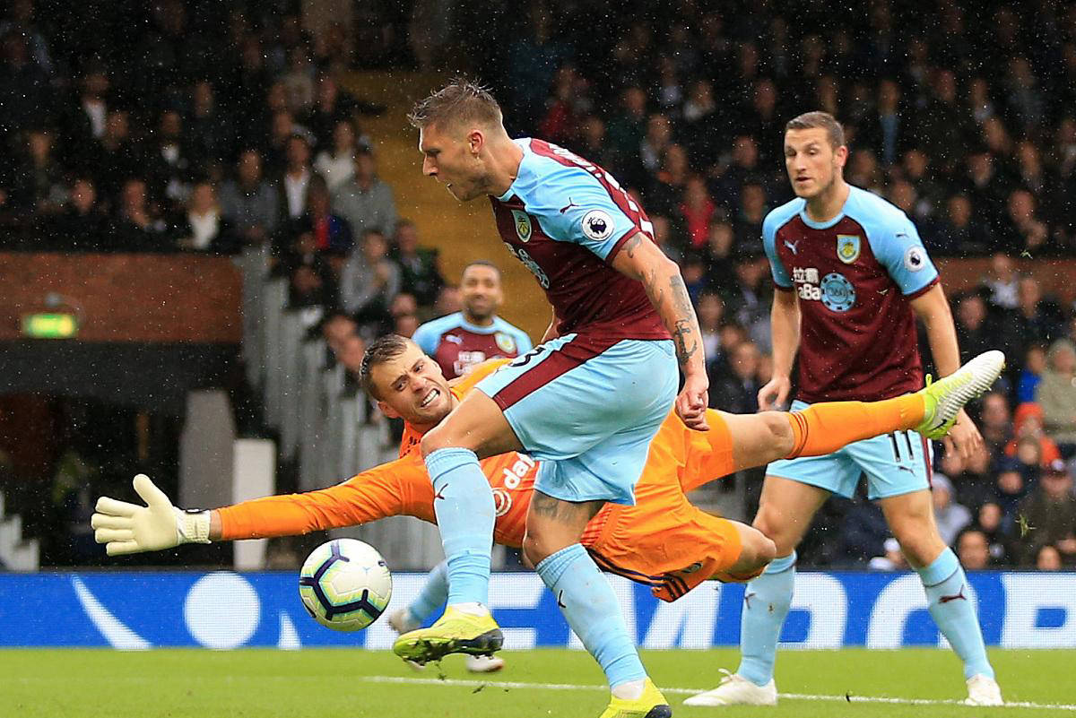 欧洲联赛榜首对决，生死一搏的简单介绍