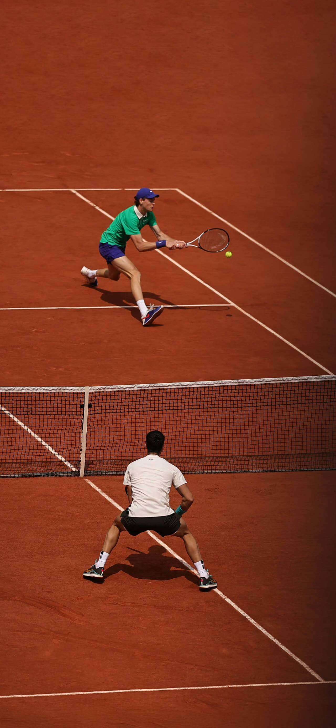 赛场上球员技艺娴熟,展现出色表现 赛场上球员技艺娴熟,展现出色表现