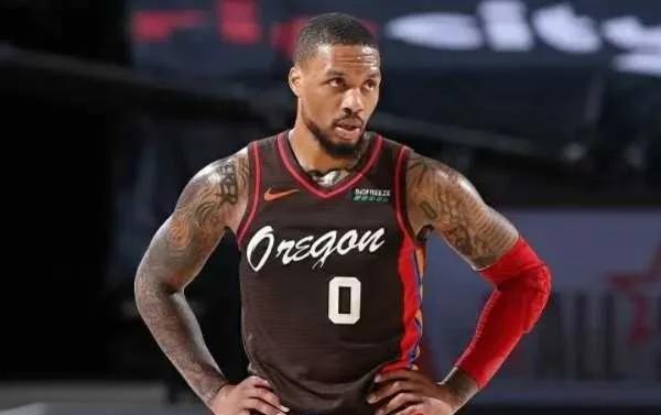 包含波鸿遭遇主场滑铁卢，瓦伦西亚反超取胜的词条