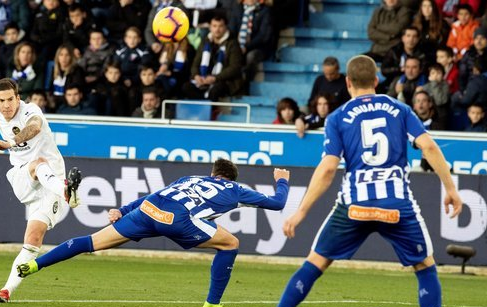 -阿拉维斯逆转战绩，主场成为利器的简单介绍