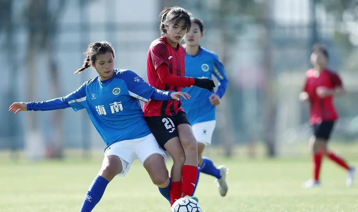 -包含澳大利亚女足迎来历史性突破，挺进四强的词条