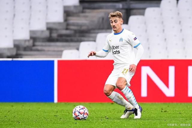 包含里昂后防线频频失误,球队防守告急的词条 包含里昂后防线频频失误,球队防守告急的词条