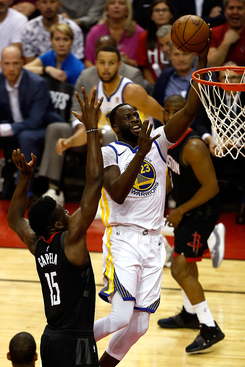 火箭力克骑士，豪取胜利