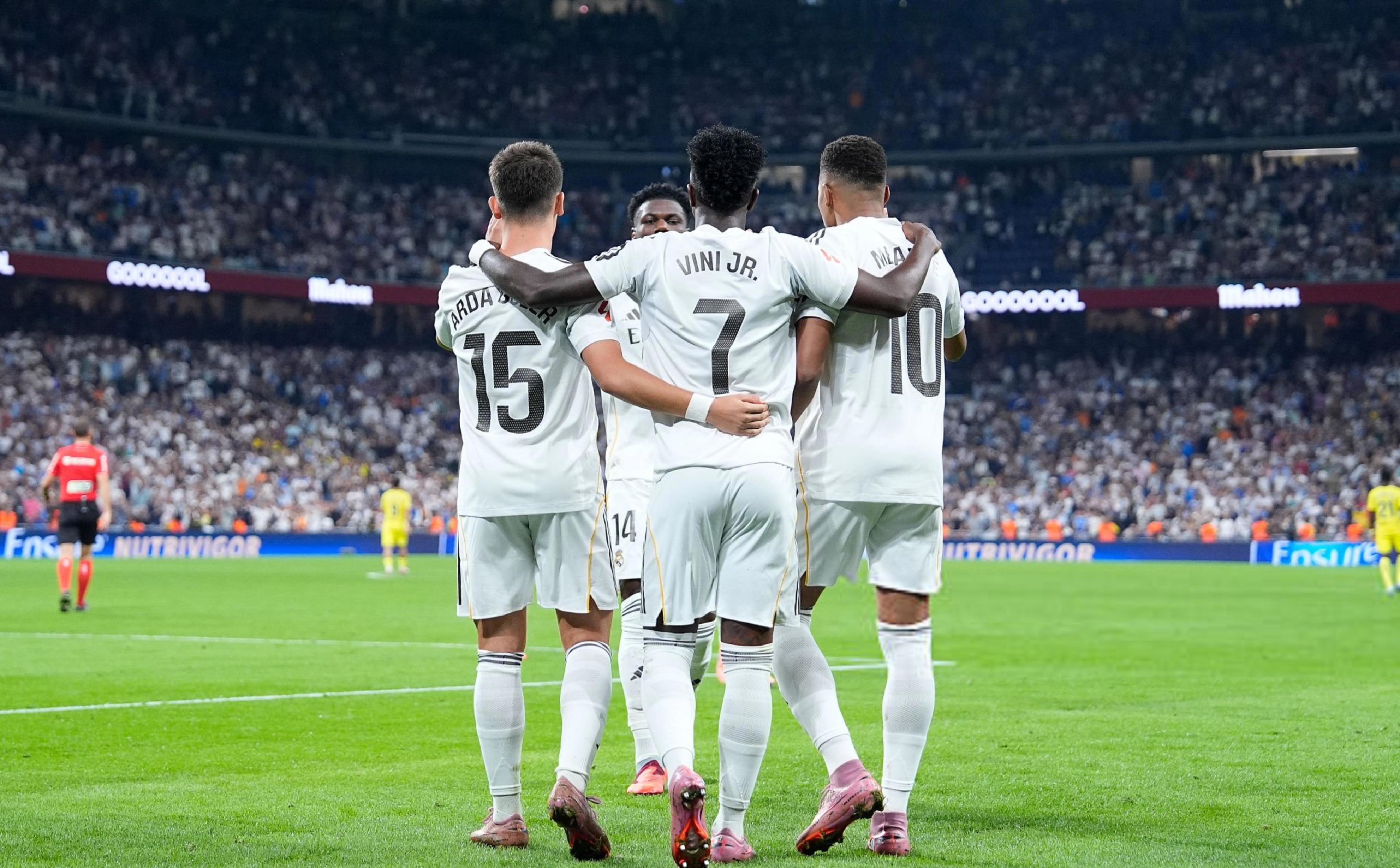 九游体育官网-球员们在比赛中不惧强强对抗