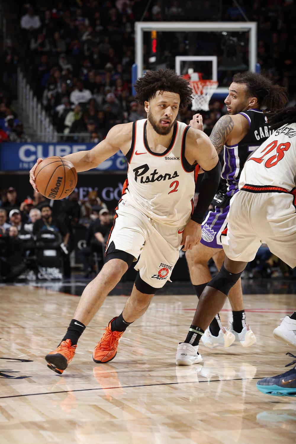 九游体育app-马刺逆转活塞，德罗赞贡献关键抢断